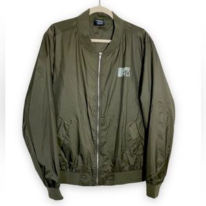 Charles River Men’s MTV Military Green Bomber Jacket Large Collar Pockets